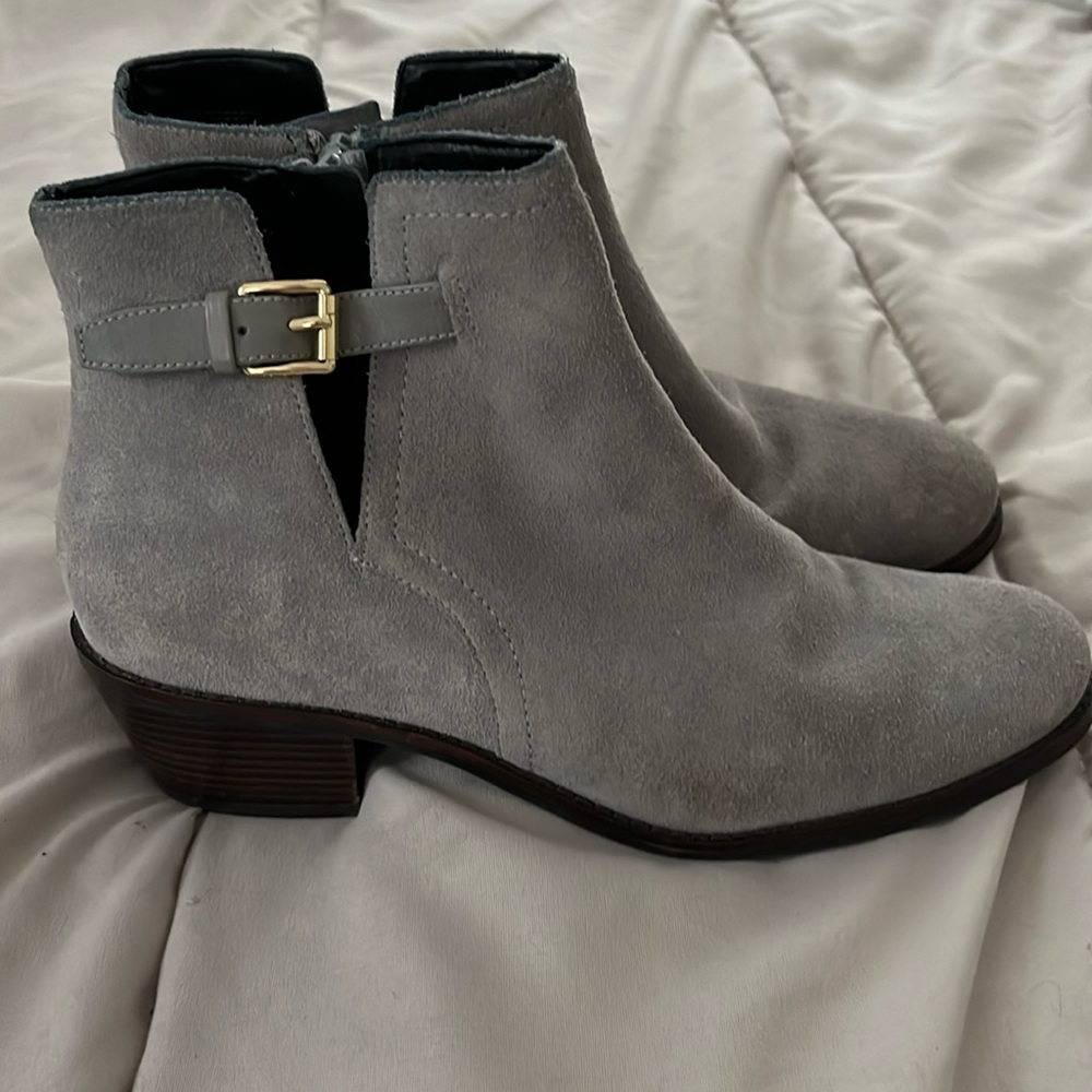 Women’s Cole haan booties in gray suede.